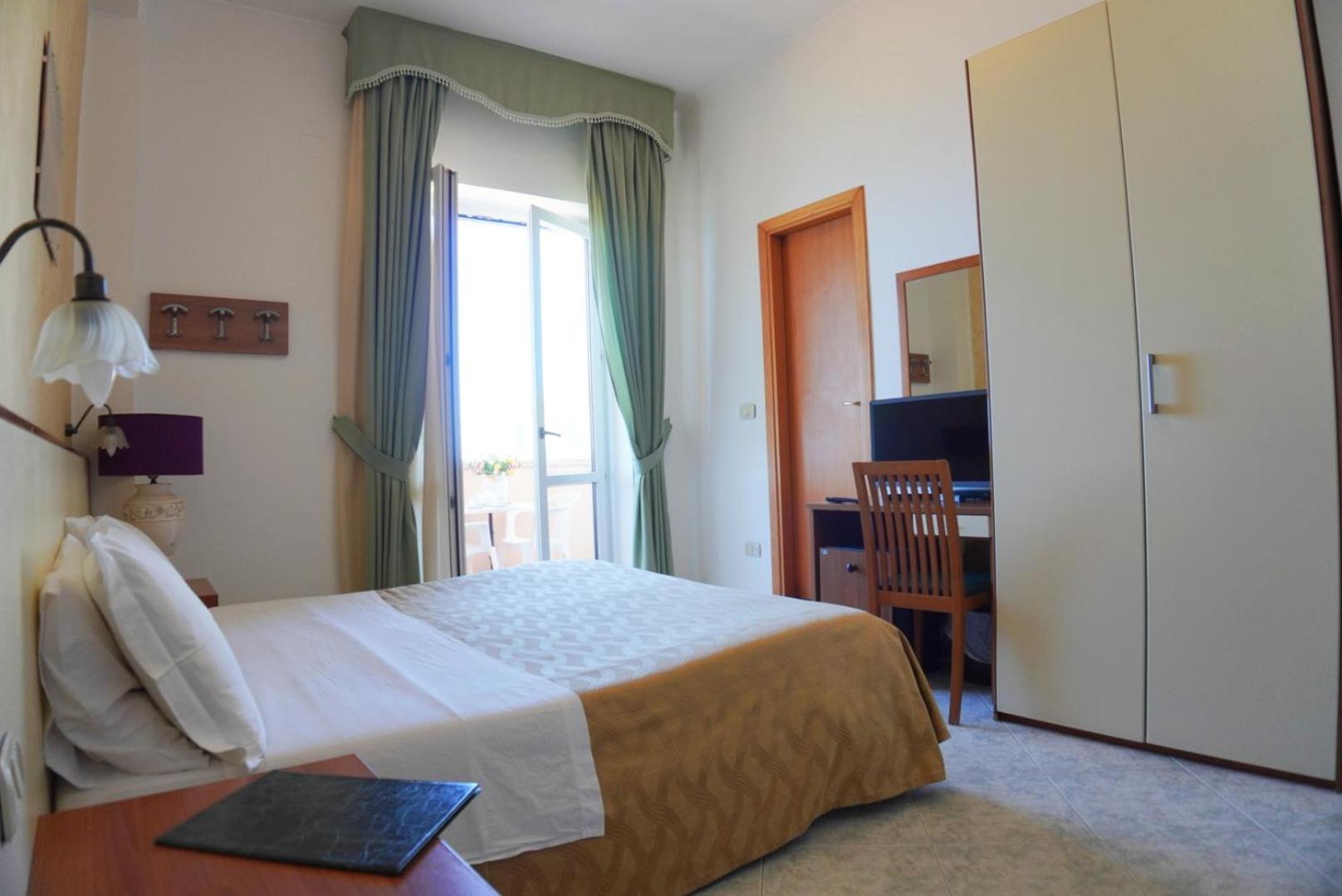 New Hotel Sonia Santa Maria di Castellabate Esterno foto