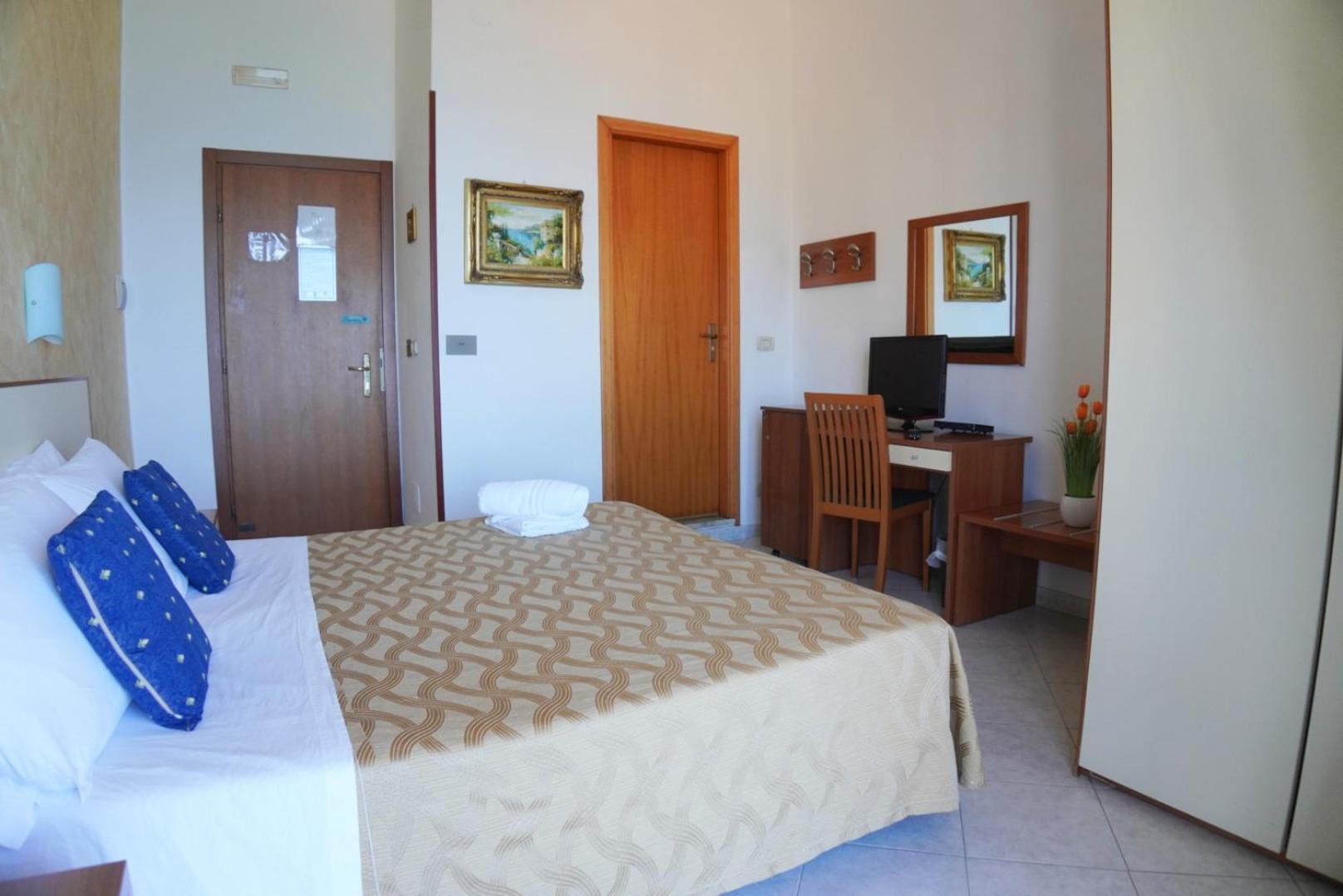 New Hotel Sonia Santa Maria di Castellabate Esterno foto
