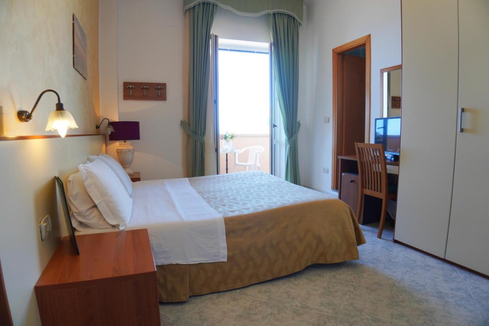New Hotel Sonia Santa Maria di Castellabate Esterno foto