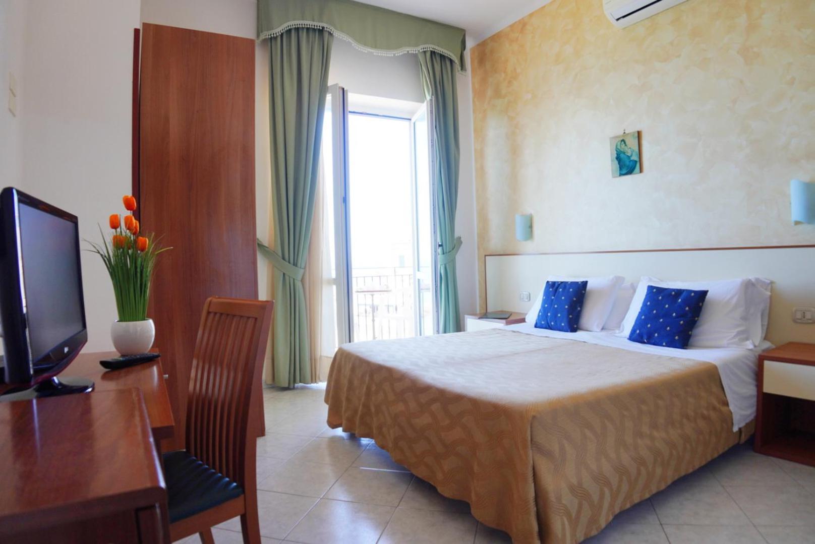 New Hotel Sonia Santa Maria di Castellabate Esterno foto
